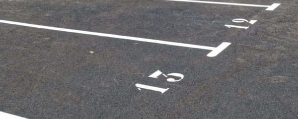 Signalétique au sol pour parkings